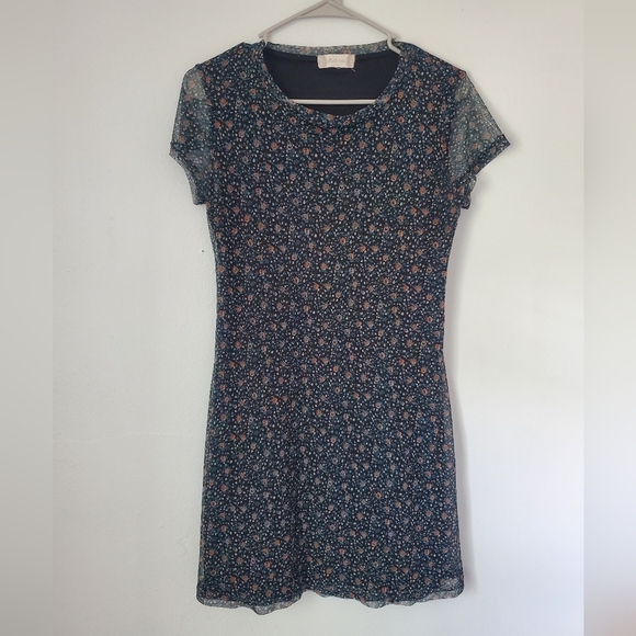 Altar'd State Black Floral Mesh Short Sleeve Shift Dress - Picture 1 of 3